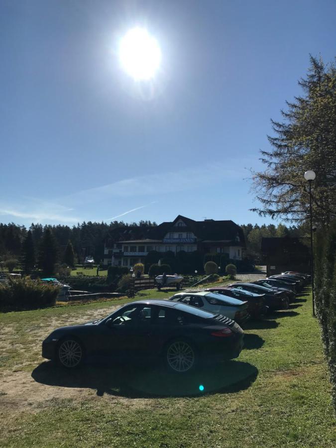 Pensjonat Janus Hotell Ruciane-Nida Eksteriør bilde